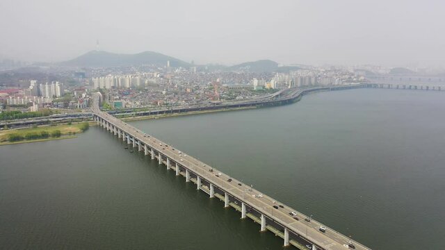 Asia Korea Seoul, Seocho-gu Banpo high-rise apartments, Banpo Bridge traffic, Saebitseom view,