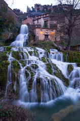 Waterfall in Orbaneja del Castillo, Sedano Valley, Burgos, Castilla y Leon, Spain, Europe - obrazy, fototapety, plakaty