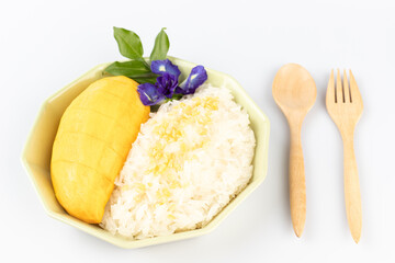 mango with sticky rice on white background