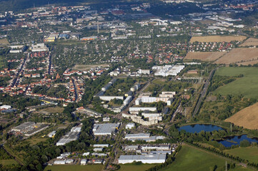 Blick aus den Heißluftballon auf Dessau-Roßlau, Sachsen-Anhalt, Deutschland 2020