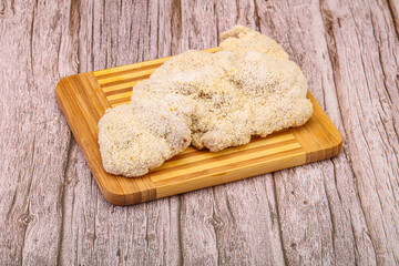Raw meat schnitzel for roast