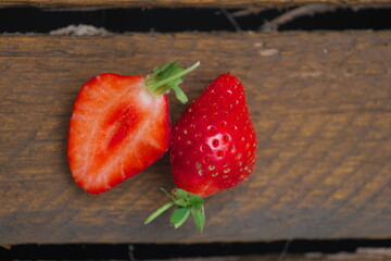Erdbeeren Obst rot Essen Pflanze Garten Natur Reif Frisch süss Blatt Beet 