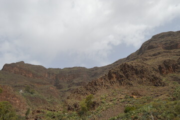 Montañas desérticas barranco Guayadeque