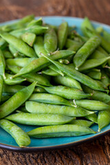raw peas