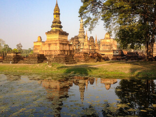 Fototapeta na wymiar Temples in Sukhothai, Thailand