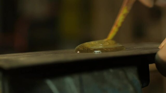 mixing epoxy resin glue for wood slow motion