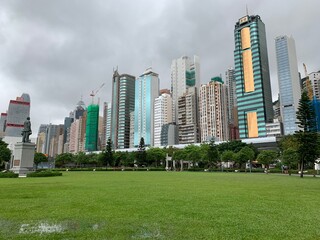 Obraz premium Pelouse d'un parc à Hong Kong