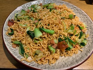 Plat de nouilles chinoise