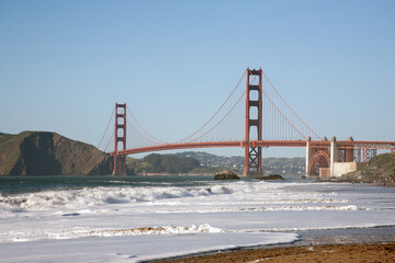 Golden Gate Bridge in San Fracisco, VS, uitzicht vanaf Baker Beach