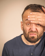 Obraz premium Man face palming