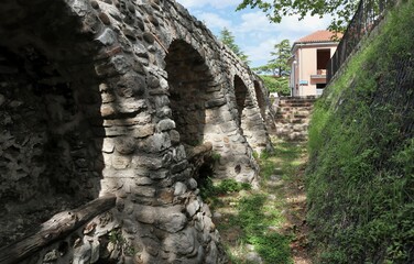 Sant'Angelo dei Lombardi - Fossato del castello