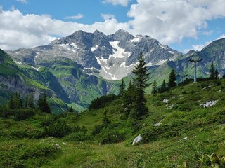 Fototapeta na wymiar Panorama of the alps near Schröcken in Austria