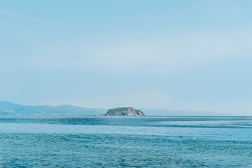 island in the sea