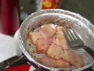 登山で焼くベーコン