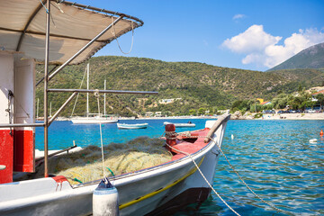 Obraz premium Small fishing boat in marina