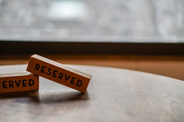 予約（Reserved）が書かれたブロック