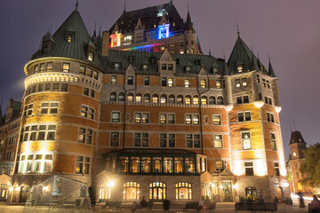Fototapeta premium Chateau Frontenac at night in Old Quebec