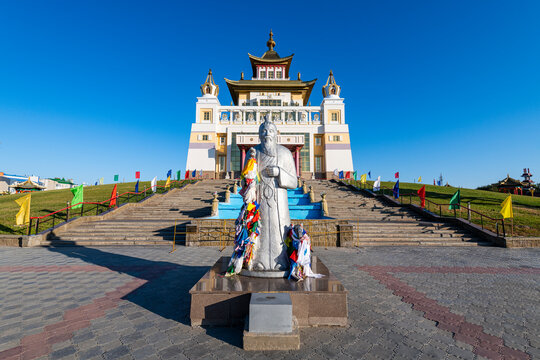 The Golden Abode of the Buddha Shakyamuni (Burkhan Bakshin Altan Sume)