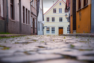 Gepflasterte Gasse in Verden an der Aller
