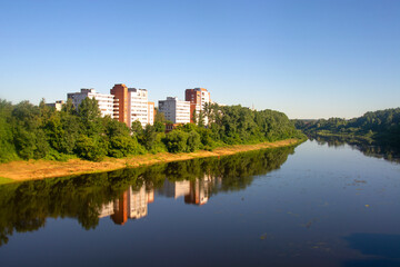 Fototapeta na wymiar River Western Dvina in the center of Vitebsk. The length of the river is more than 1000 km. Belarus
