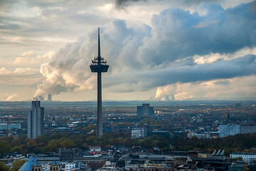 Obraz premium Cityscape photographed in Cologne, Germany. Picture made in 2009.