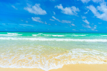 沖縄　伊良部島、渡口の浜