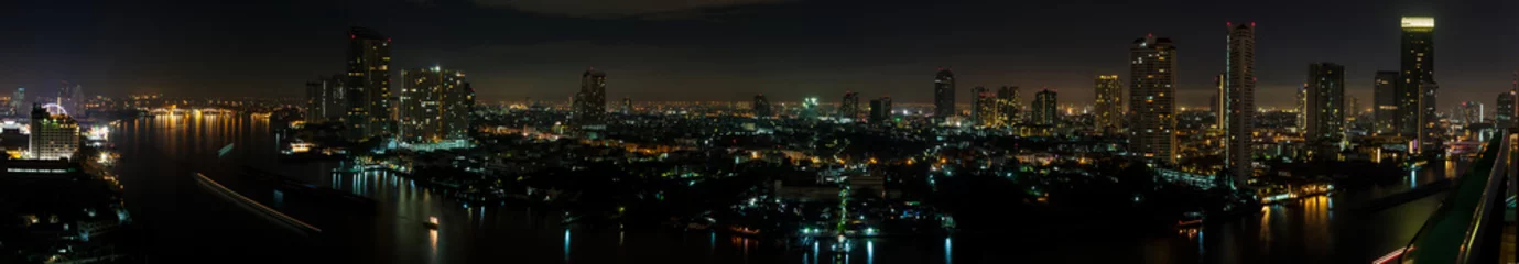 Panoramaaufnahme von Bangkok bei Nacht © Sanguis