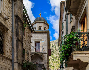Fototapeta na wymiar Picturesque narrow streets of the Old town in Kotor Montenegro in the Balkans on the Adriatic Sea