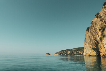 Naklejka premium pareti rocciose con grotte nel Cilento Italia