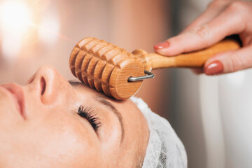 Madero Therapy Forehead Wrinkle Face Massage with Roller Pin Wooden Facial Massager