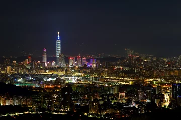Fotobehang The modern city of Taipei, buildings cityscape at night view the capital of Taiwan. © leochen66