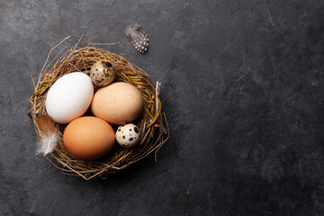 White, brown and quail eggs