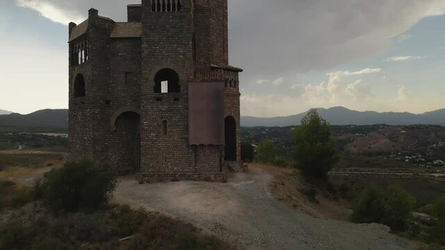 Slow reveal of Castillo de La Mota, abandoned building on south of Spain