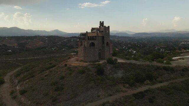 Imposing view of Castillo de La Mota