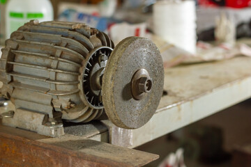 close up of a circular saw, circular saw blade