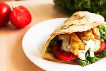 Gyros with chicken and vegetables