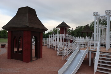 amusement park for kids with horizontal bars