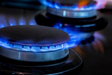Gas Burners with Blue Flames