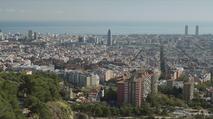 Obraz premium Widok na miasto Barcelona, Hiszpania. Panoramiczny widok na budynki miasta w ciągu dnia