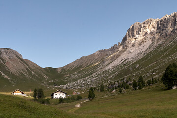 Gampen mountain hut in Funes valley