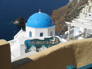 church in santorini