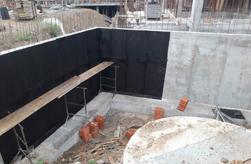 Lavori in corso nel cantiere edile - costruire
