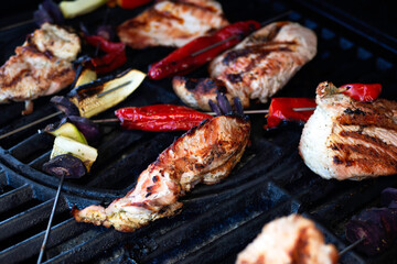Grilled chicken breast with vegetables