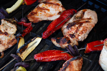 Grilled chicken breast with vegetables