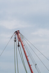 Block and tackle attached to mast