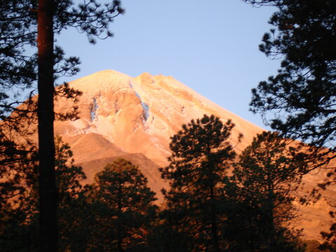 El pico de Orizaba rojo