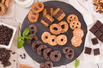 Shortcrust pastry biscuits.
