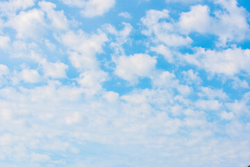 Naklejka na ściany i meble Beauty white cloud and blue sky