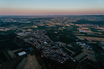 Fototapeta premium Landschaft Aussicht über Speyer durch eine Ballonfahrt