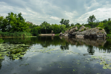 Fototapeta na wymiar beautiful river landscape with rocks